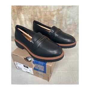 Clarks Westlynn Glow Women's Black Leather Lug Sole Penny Loafer Comfort Size 6M